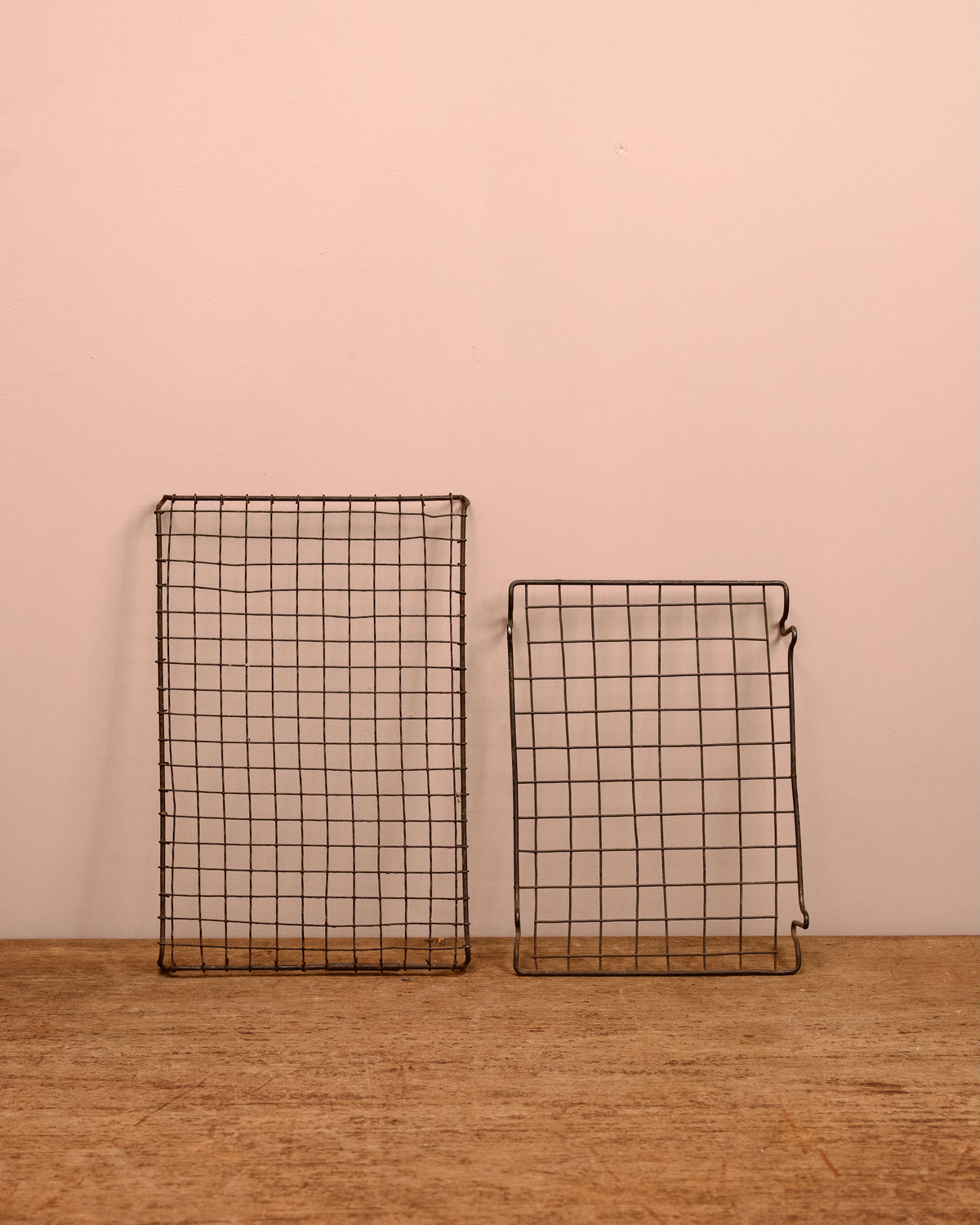 FOUND | Wire Cooling Rack