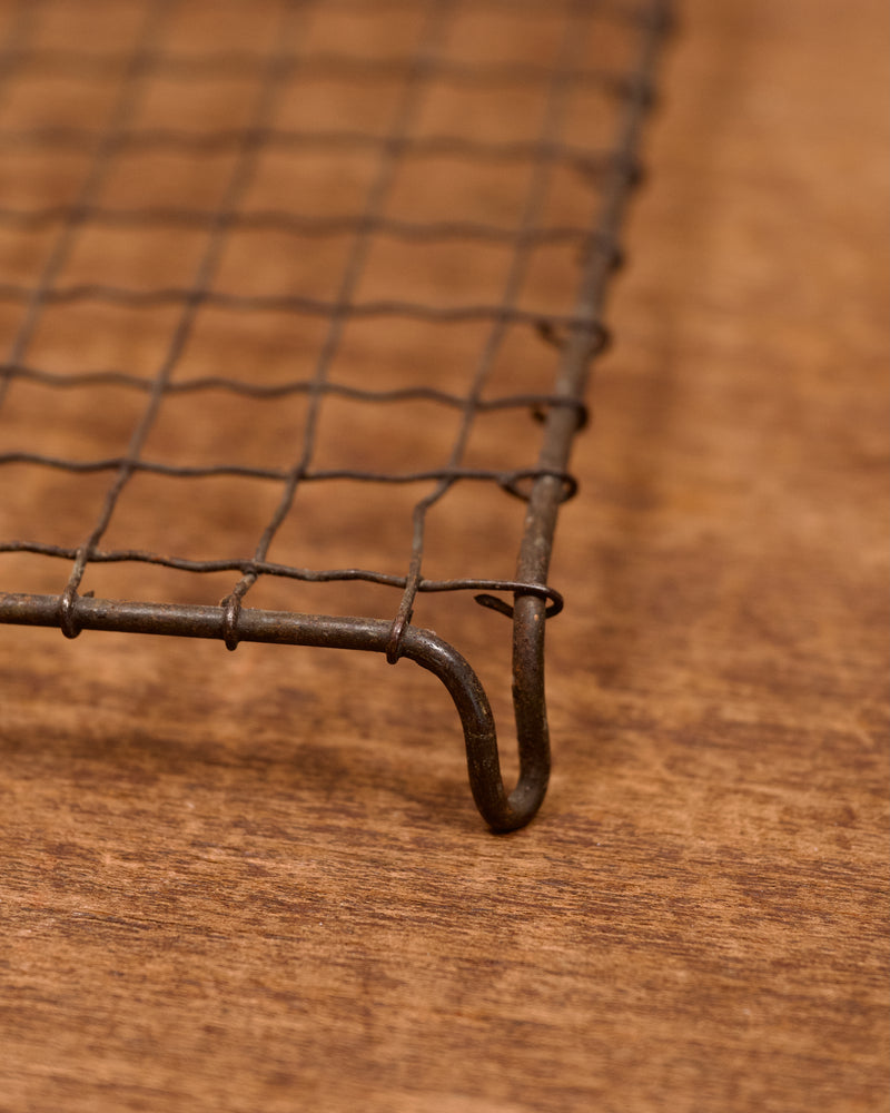 FOUND | Wire Cooling Rack