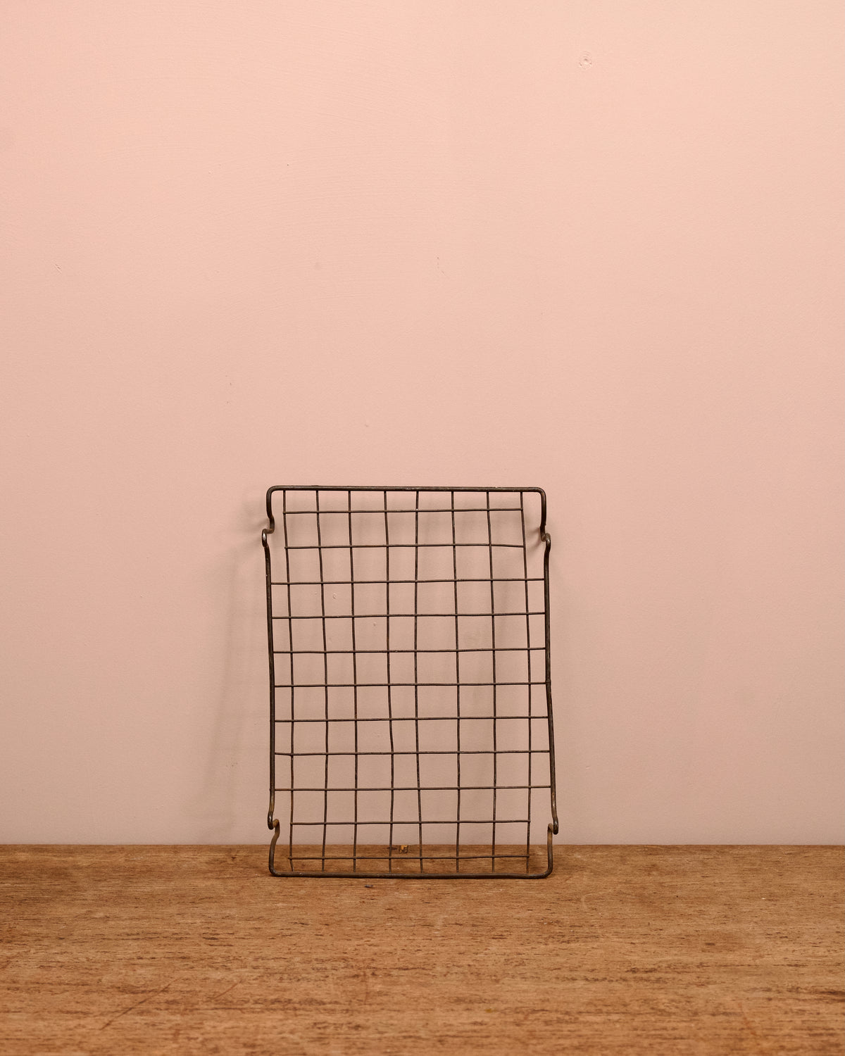 FOUND | Wire Cooling Rack